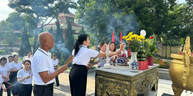 Sinh hoạt chuyên đề Tháng 7 của Chi bộ MN Hoa Ngọc Lan