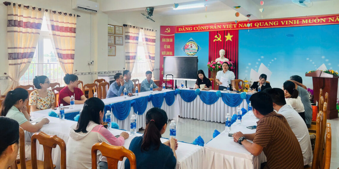 Công tác phối hợp giữa Nhà trường và Gia đình