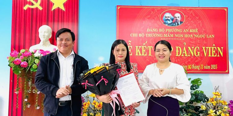 CÔNG TÁC PHÁT TRIỂN ĐẢNG VIÊN TẠI CHI BỘ MN HOA NGỌC LAN